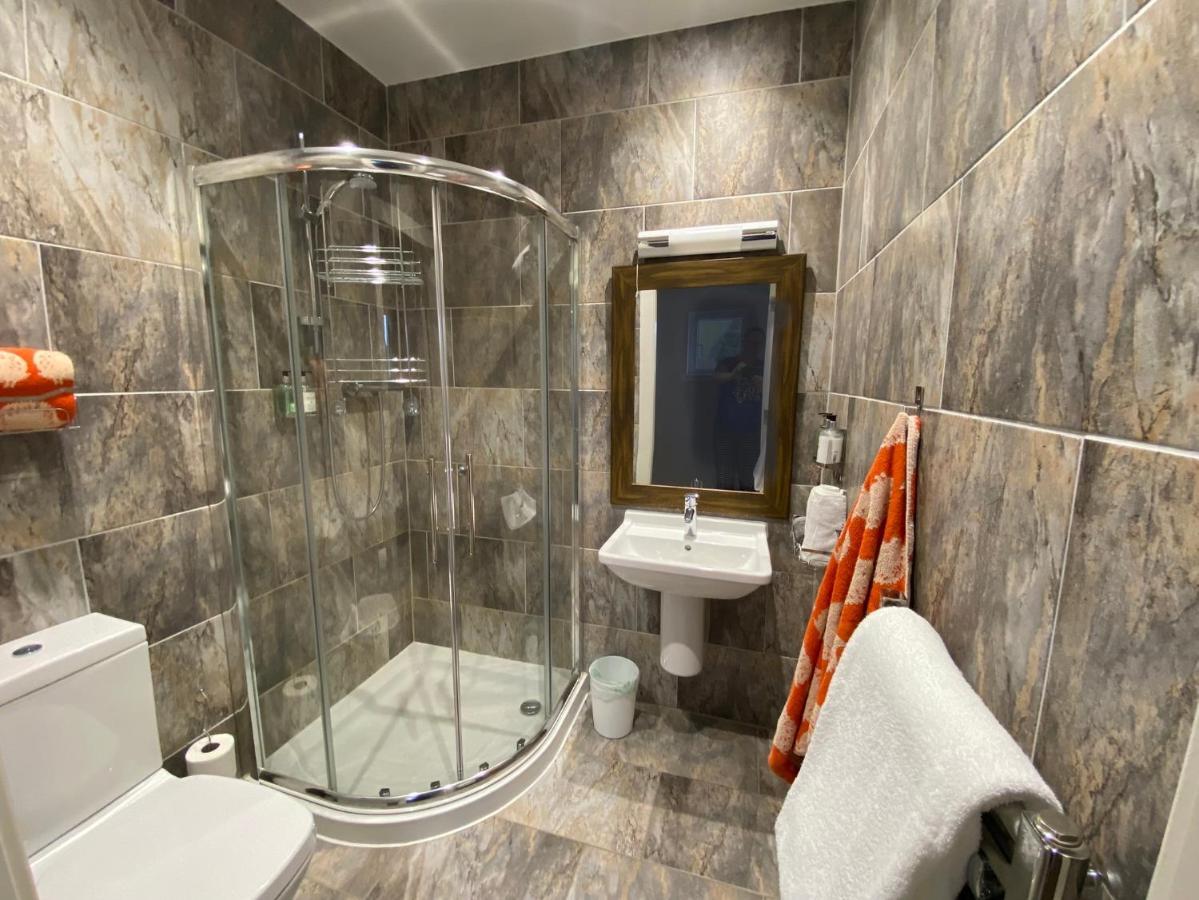The Lodge At Muir Estate Thornhill  Extérieur photo
