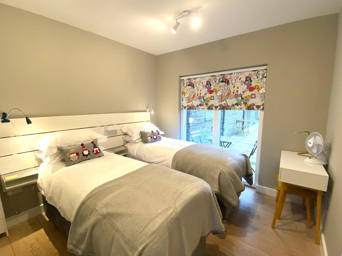 The Lodge At Muir Estate Thornhill  Extérieur photo